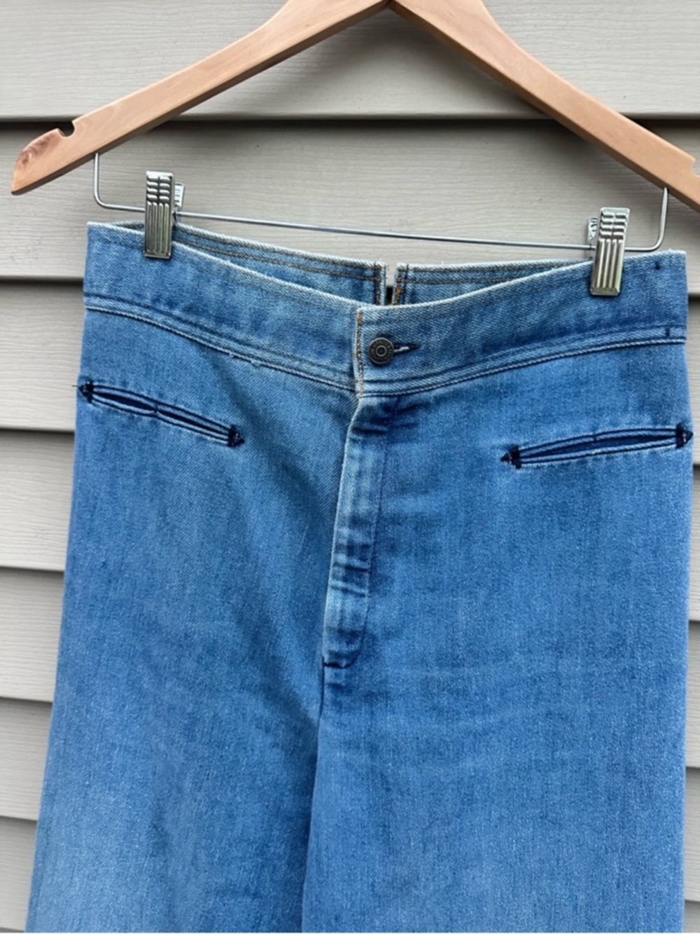 Vintage 70s Levi’s jeans Flare High Waist Copper Tag Bareback womens 30” - Picture 2 of 7
